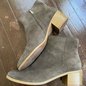 Clark’s Suede Boots